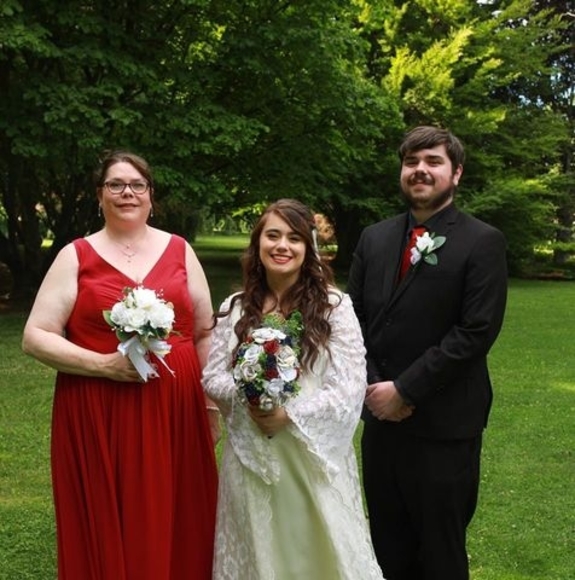 Meet your Posher, Tracy - Picture 1 of 1